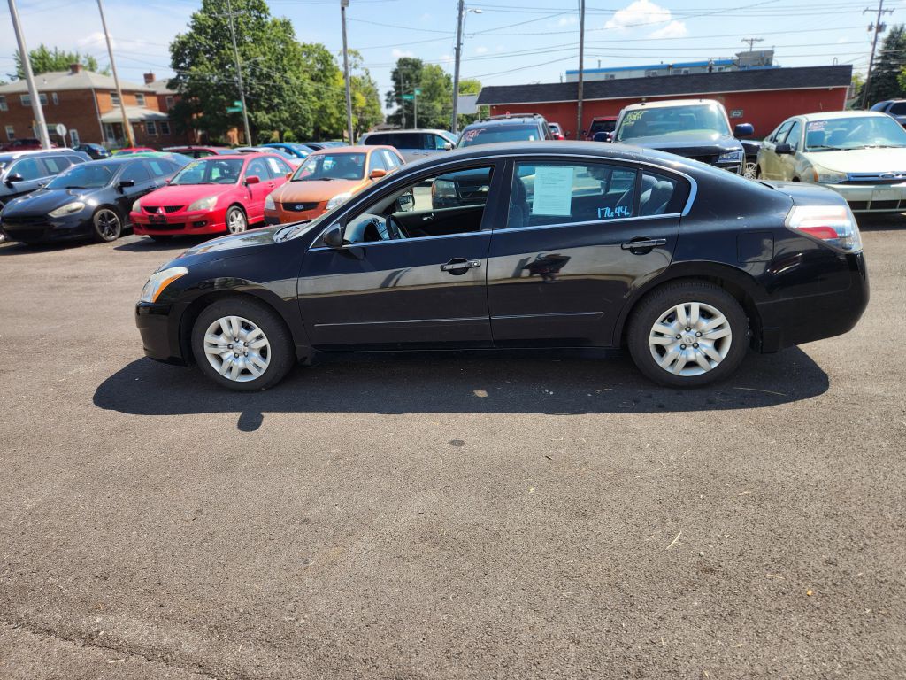 2010 Nissan Altima Image 8