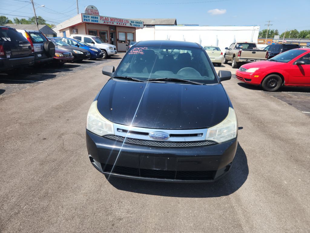 2010 Ford Focus Image 2