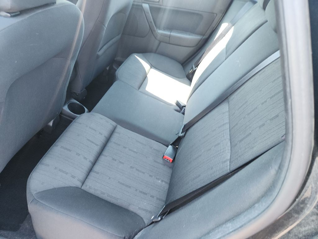 2010 Ford Focus Image 11