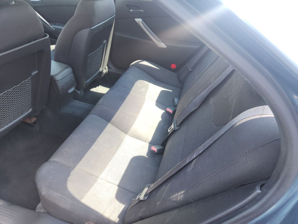 2006 Pontiac G6 Image 12