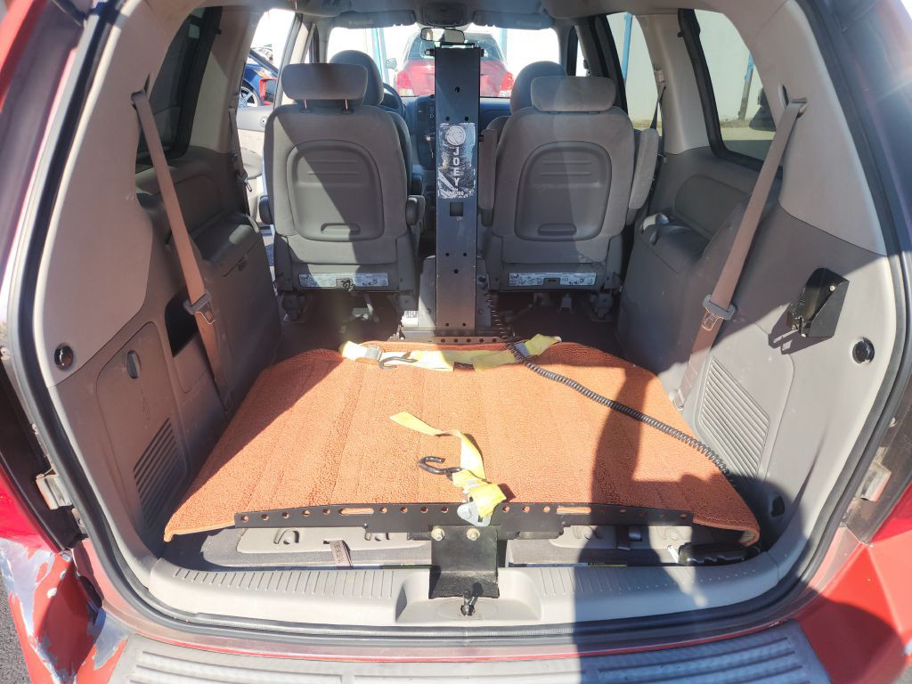 2009 Kia Sedona Image 14