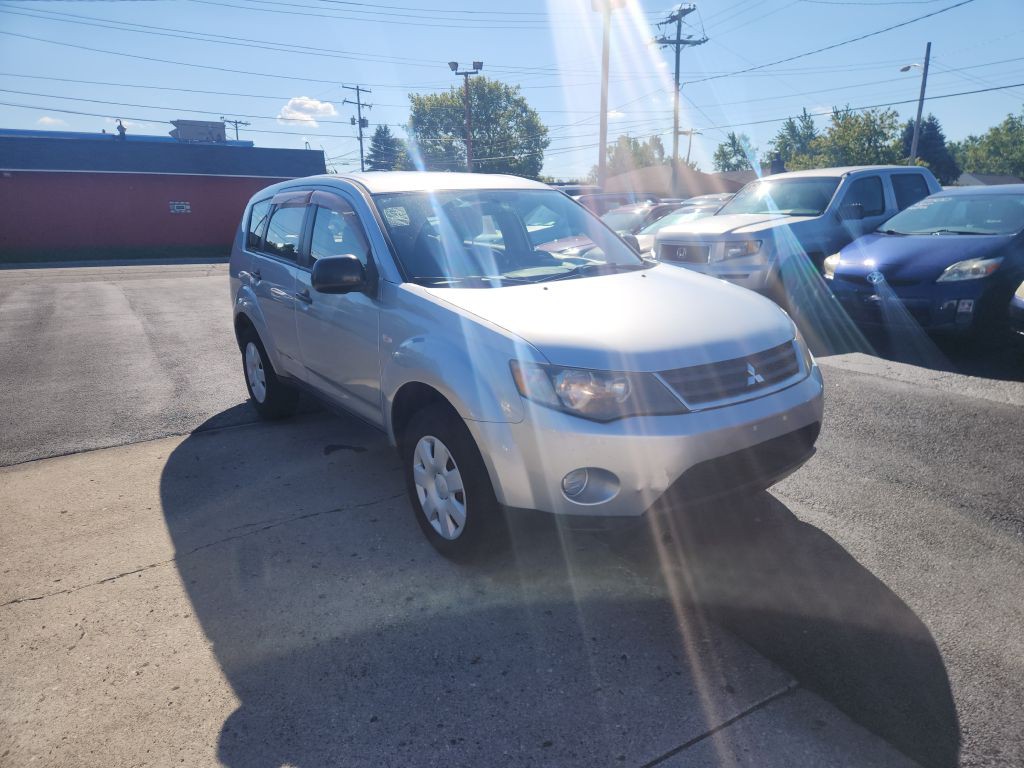 2007 Mitsubishi Outlander Image 3