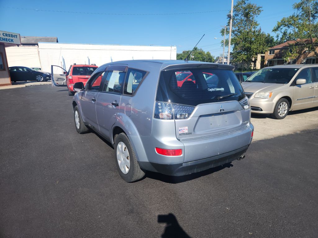 2007 Mitsubishi Outlander Image 7