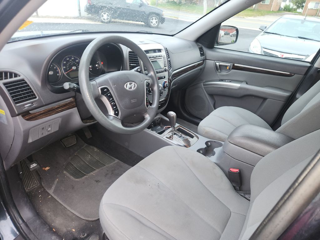 2011 Hyundai Santa Fe Image 12