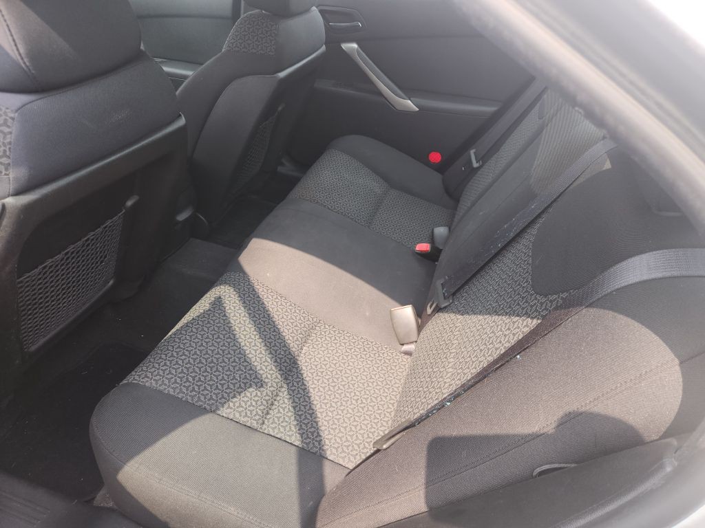 2008 Pontiac G6 Image 11