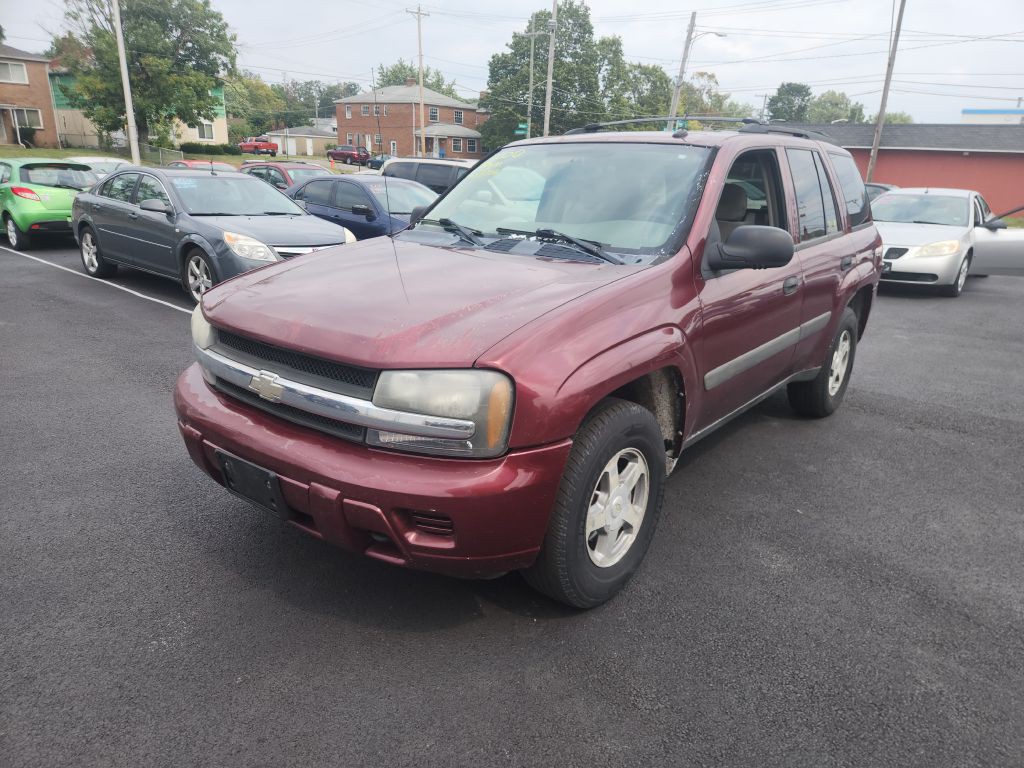 2005 Chevrolet Trailblazer Image 1