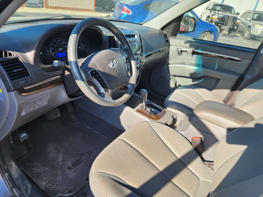2011 Hyundai Santa Fe Image 12