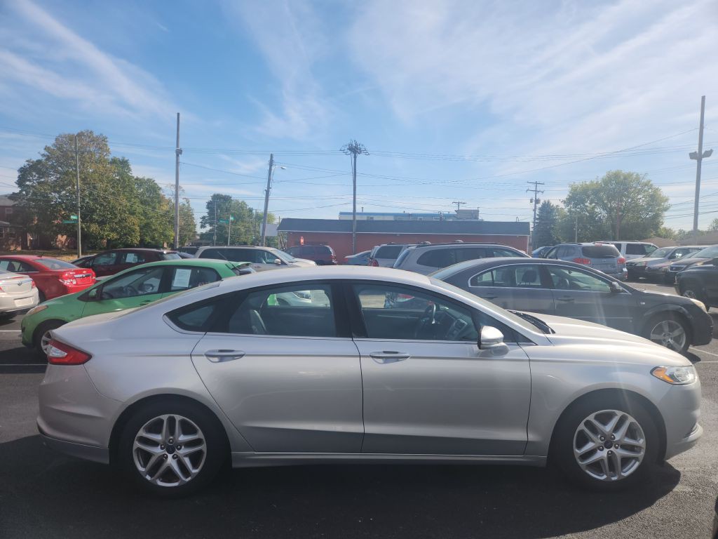 2015 Ford Fusion Image 4