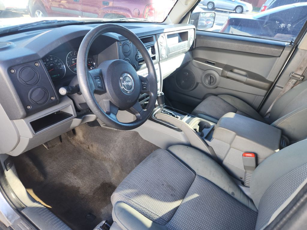 2007 Jeep Commander Image 15