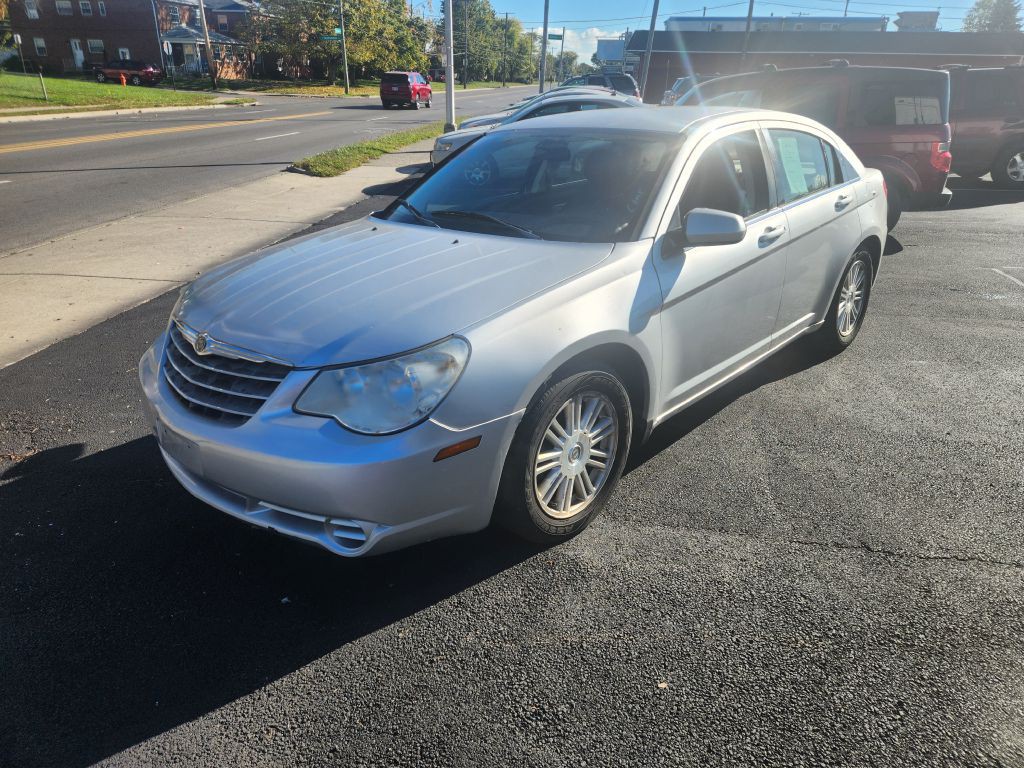 2009 Chrysler Sebring Image 1