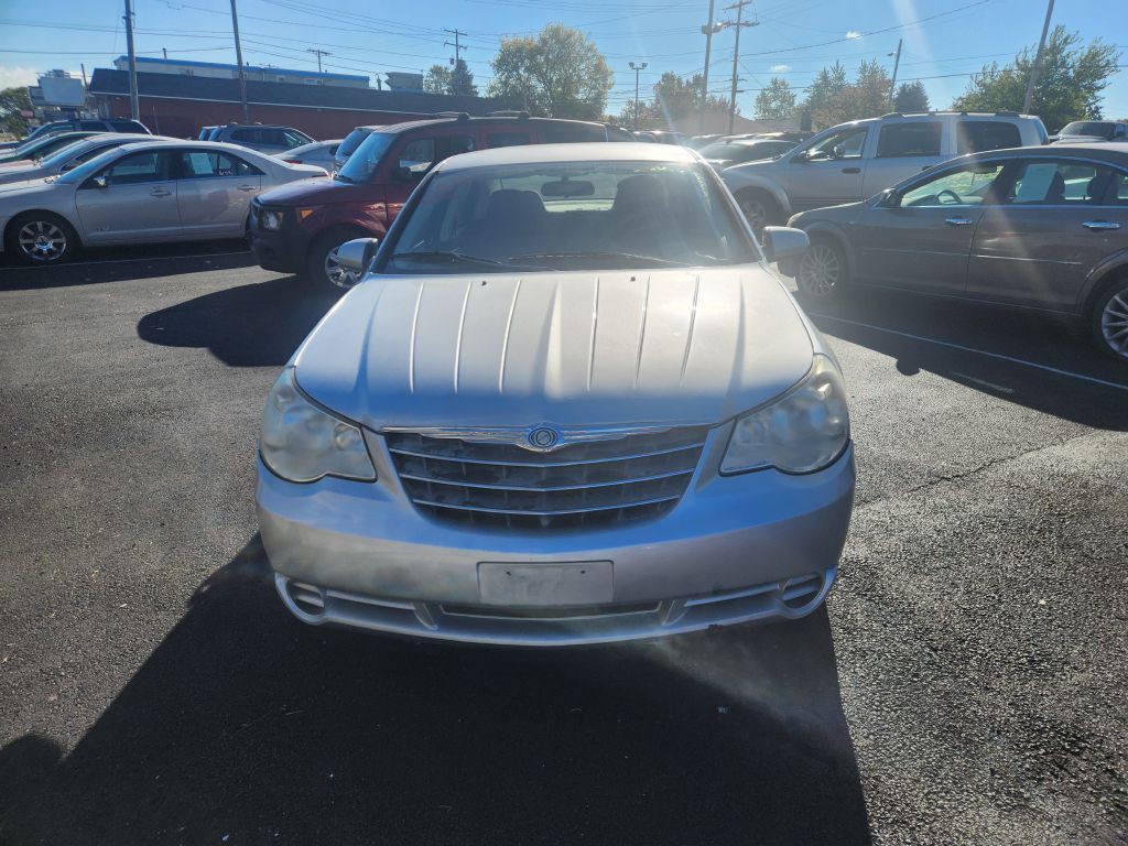 2009 Chrysler Sebring Image 2