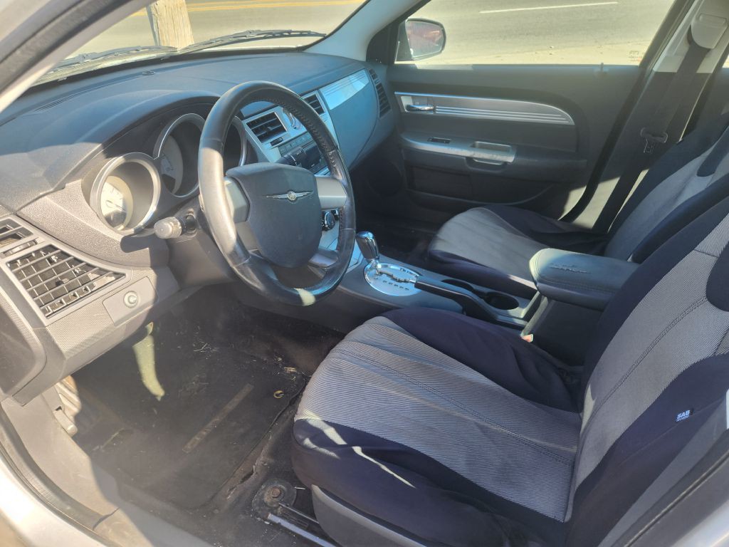 2009 Chrysler Sebring Image 12