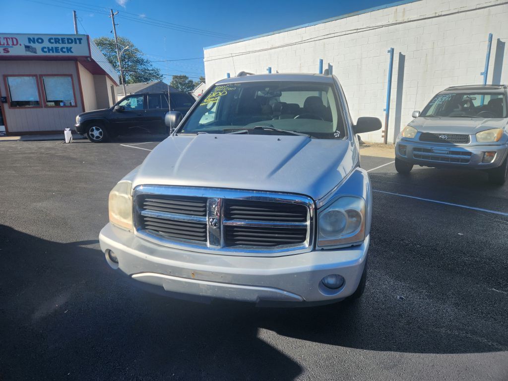 2004 Dodge Durango Image 2