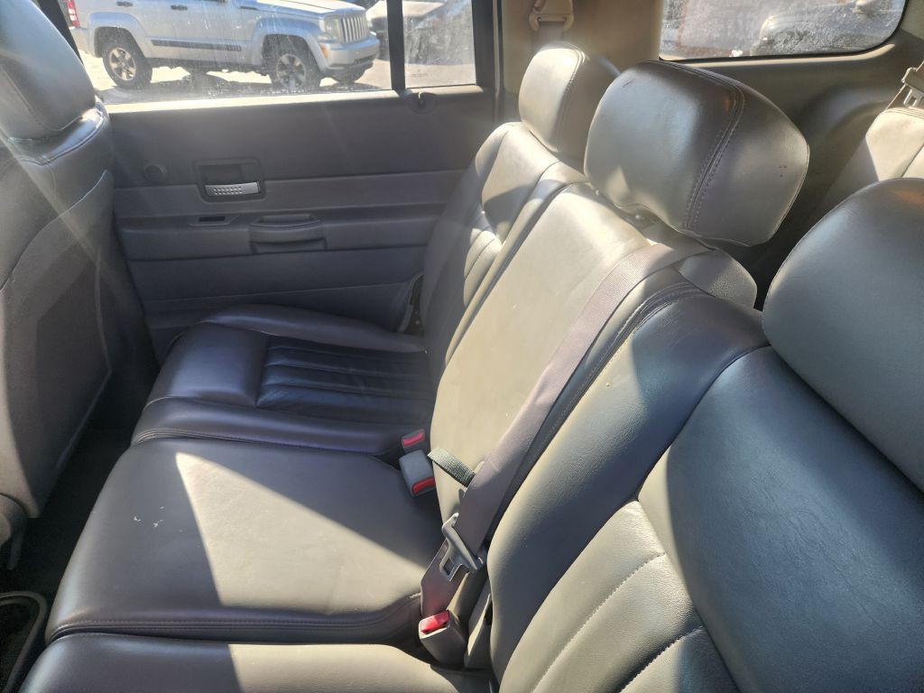 2004 Dodge Durango Image 13