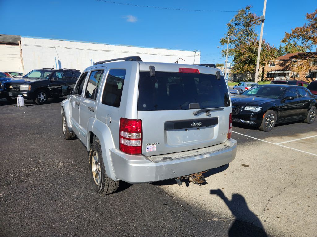 2008 Jeep Liberty Image 7
