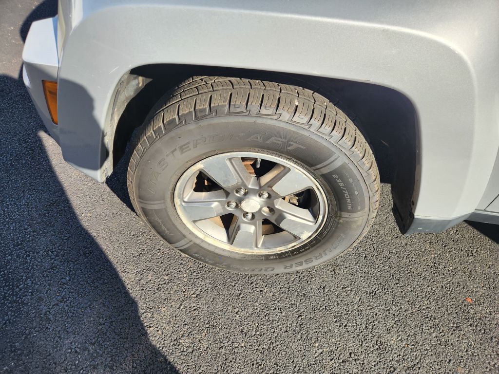 2008 Jeep Liberty Image 10