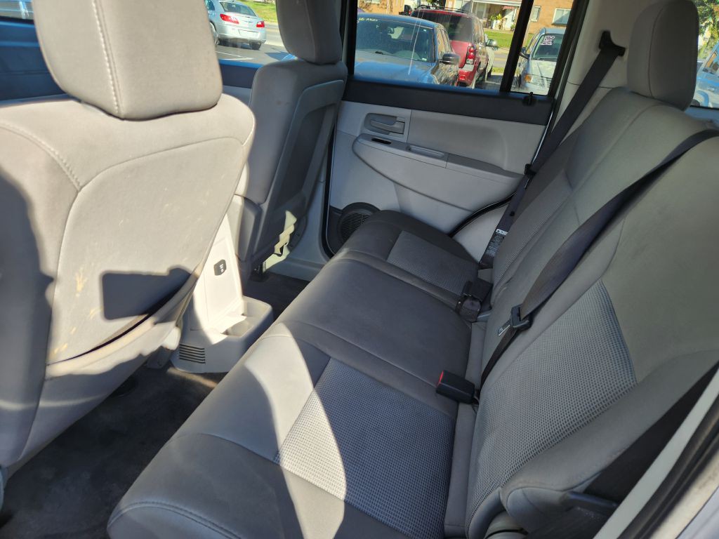 2008 Jeep Liberty Image 11