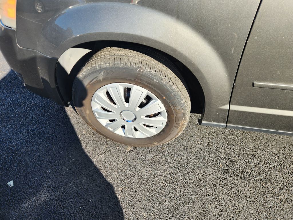 2010 Dodge Grand Caravan Image 10