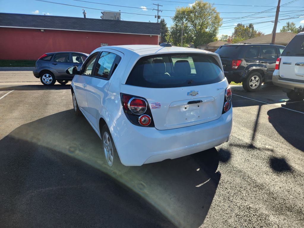 2015 Chevrolet Sonic Image 7