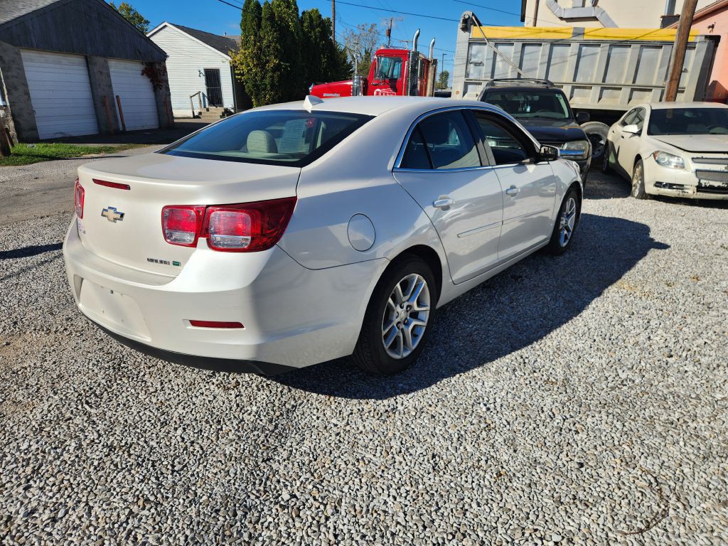 2013 Chevrolet Malibu Image 5