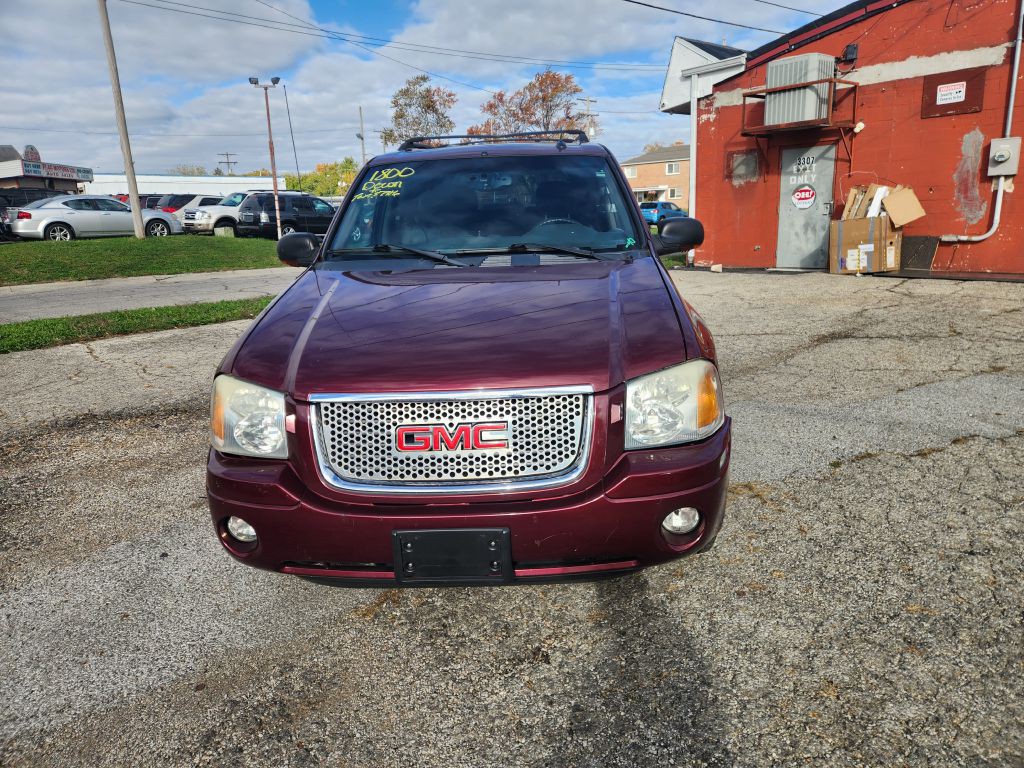 2004 GMC Envoy Image 2