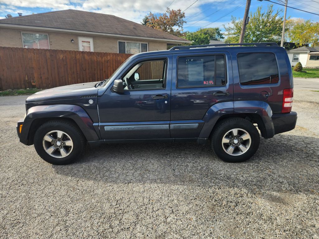 2008 Jeep Liberty Image 8