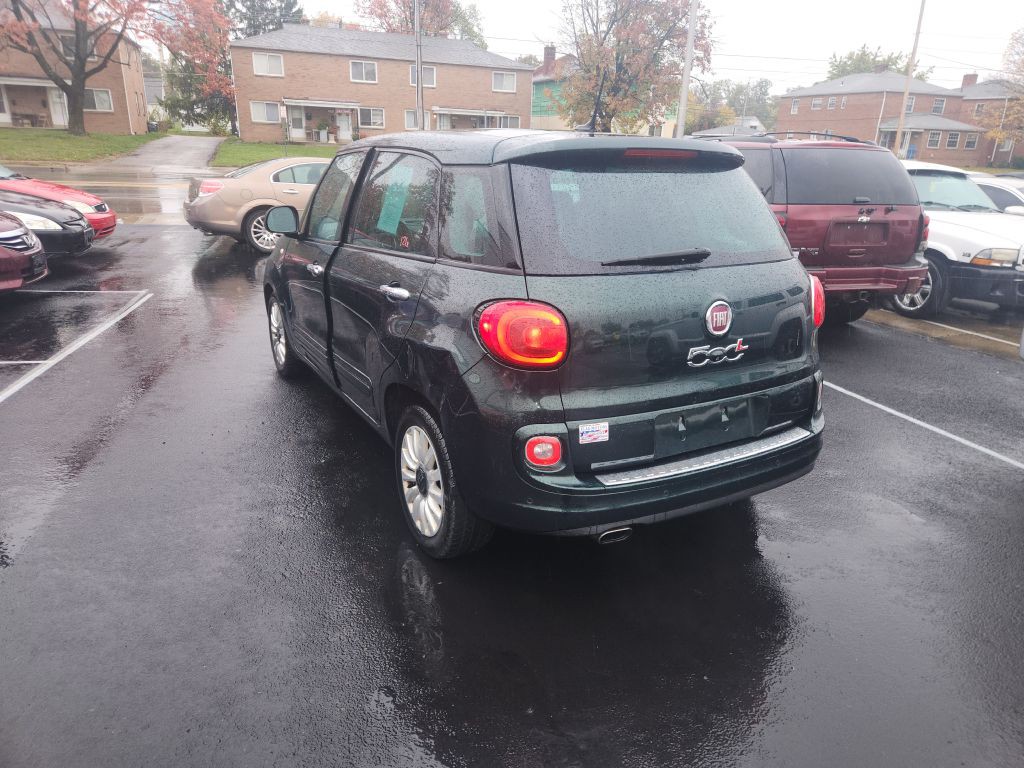 2014 FIAT 500L Image 7