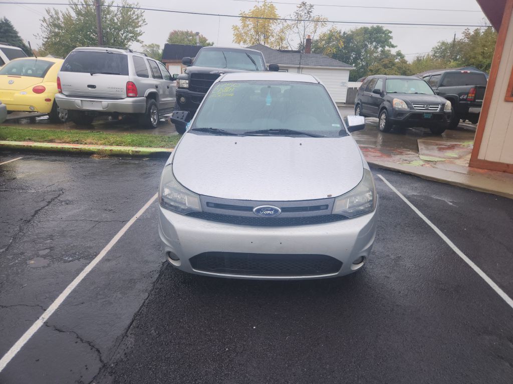 2009 Ford Focus Image 2