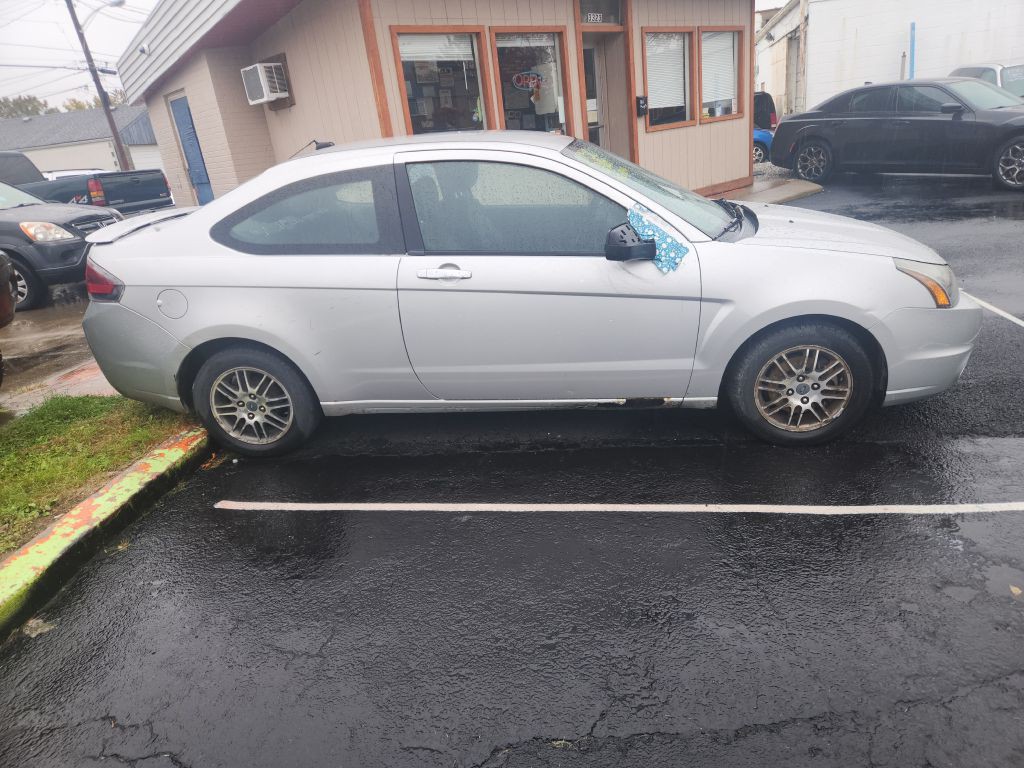 2009 Ford Focus Image 4