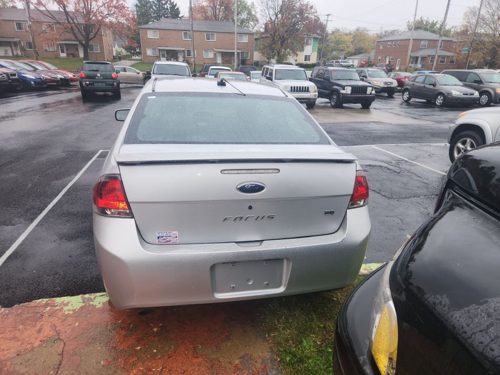 2009 Ford Focus Image 6