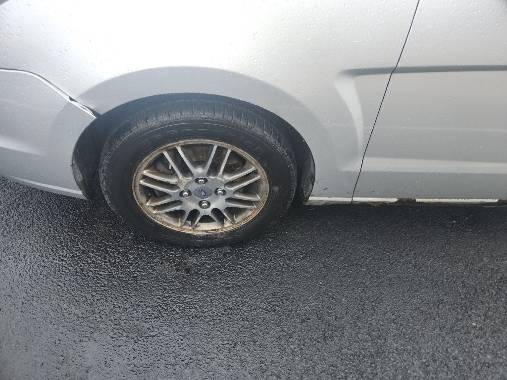 2009 Ford Focus Image 10