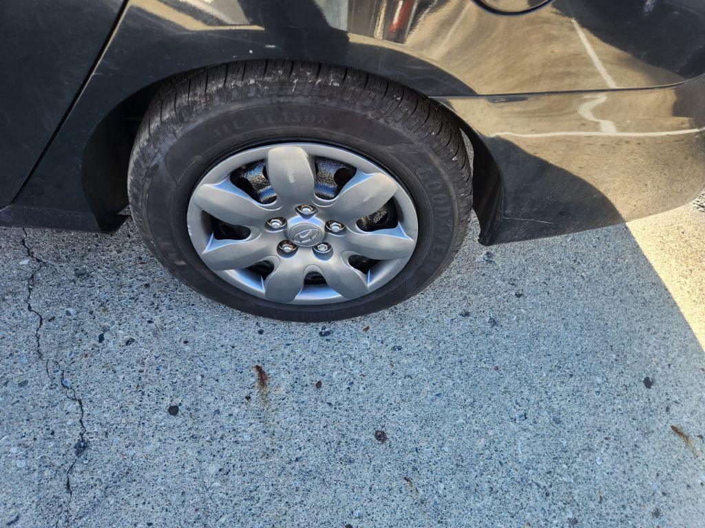 2009 Hyundai Elantra Image 9