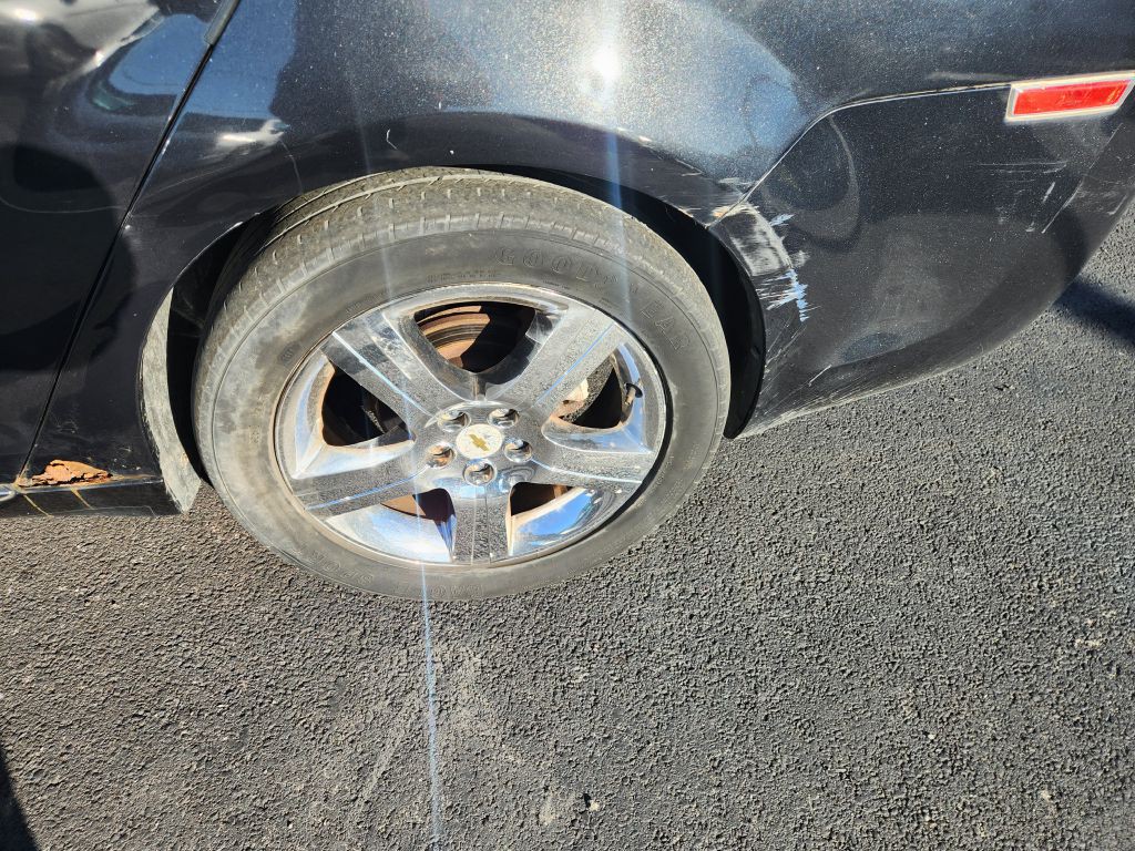 2011 Chevrolet Malibu Image 9