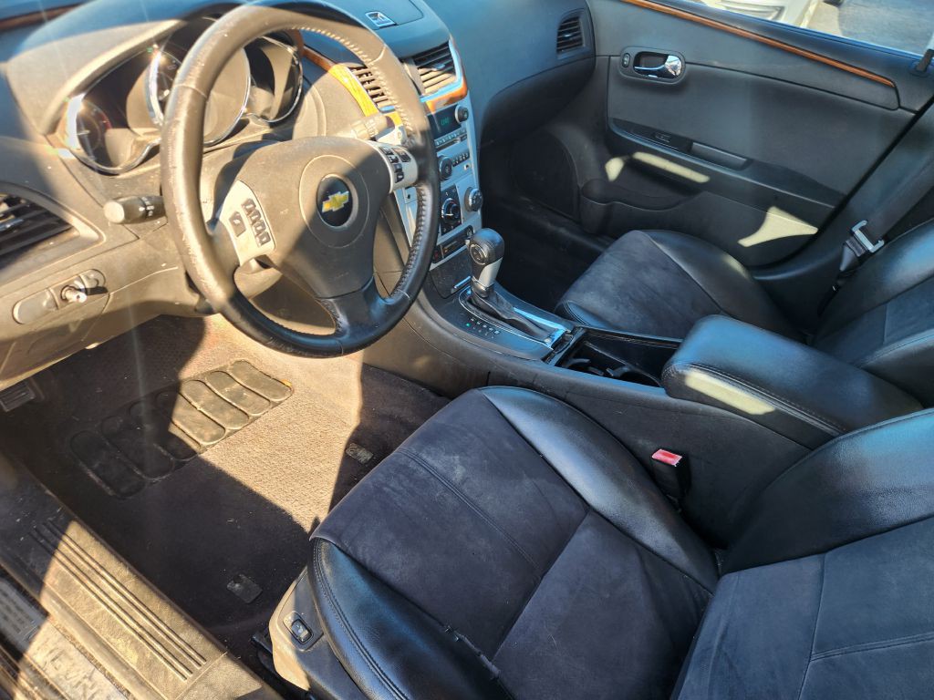 2011 Chevrolet Malibu Image 13