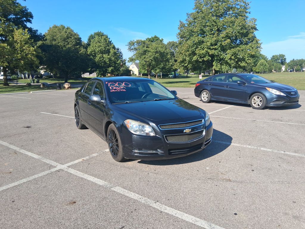 2011 Chevrolet Malibu Image 3