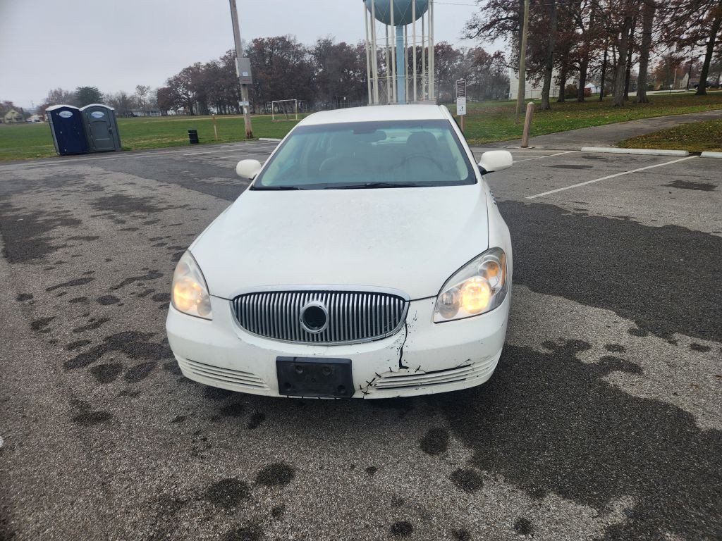 2008 Buick Lucerne Image 2