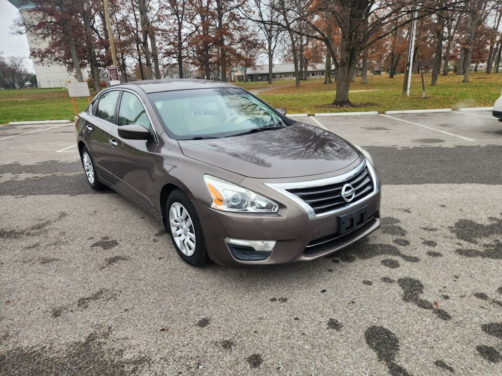 2013 Nissan Altima Image 3