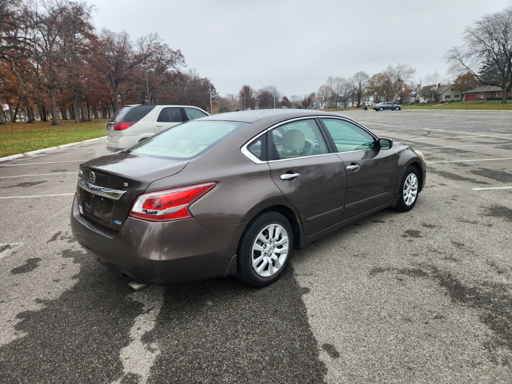 2013 Nissan Altima Image 5