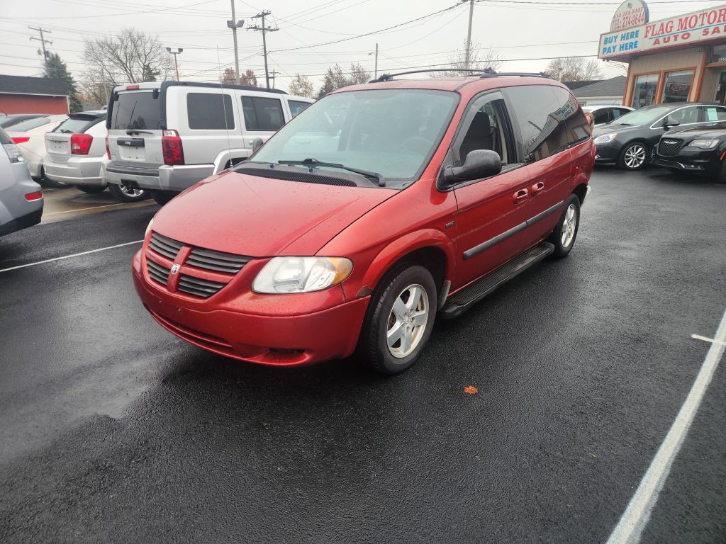 2005 Dodge Ram Van Image 1