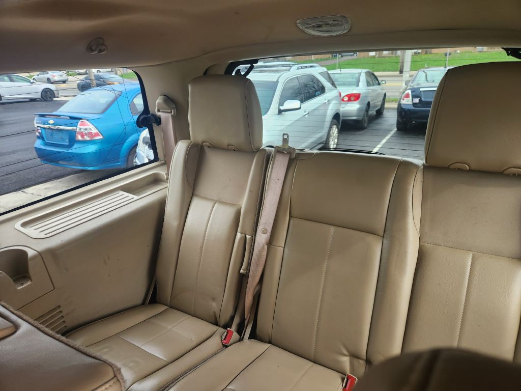 2012 Ford Expedition Image 11