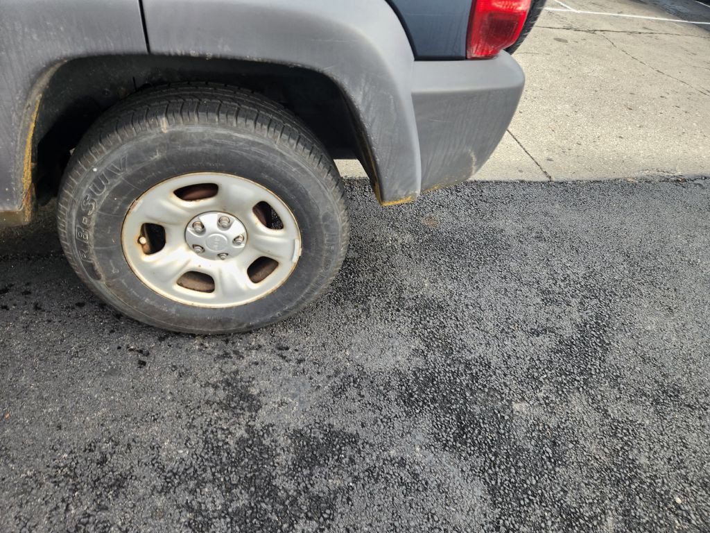 2002 Jeep Liberty Image 9