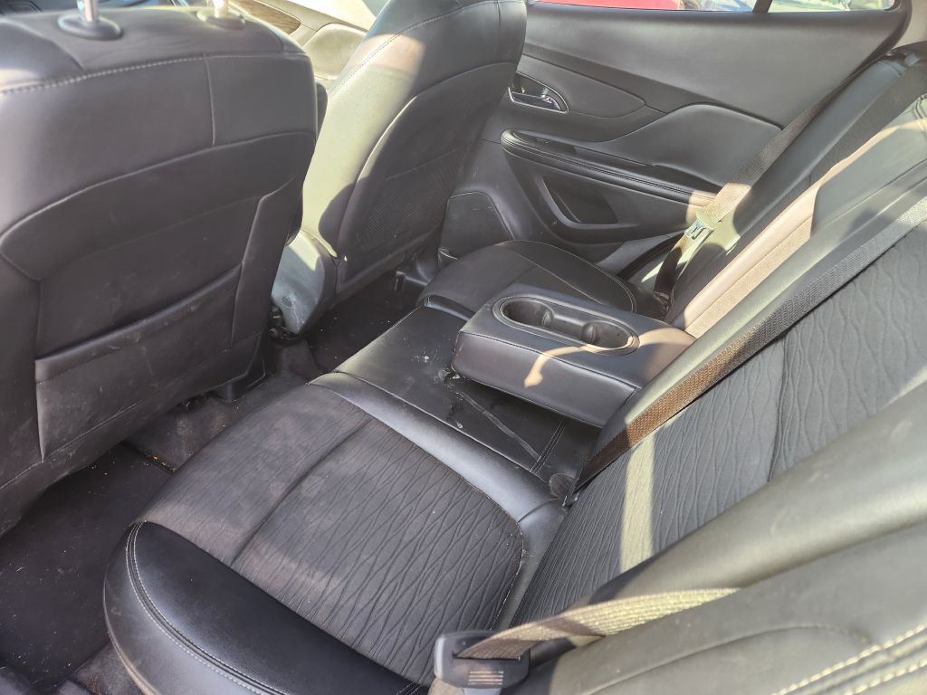 2015 Buick Enclave Image 11