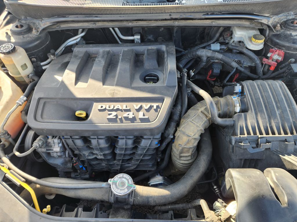 2012 Chrysler 200 Image 13