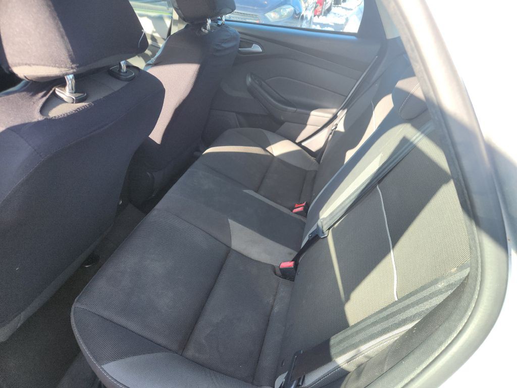 2013 Ford Focus Image 11