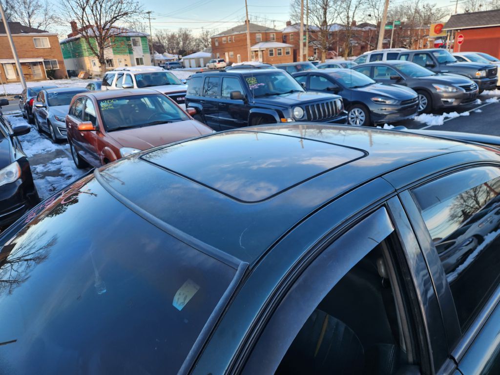 2003 Pontiac Grand Am Image 11