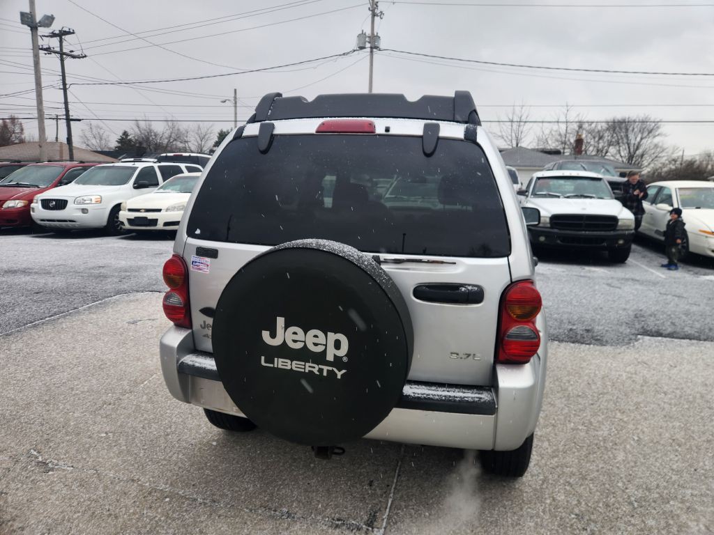 2003 Jeep Liberty Image 6