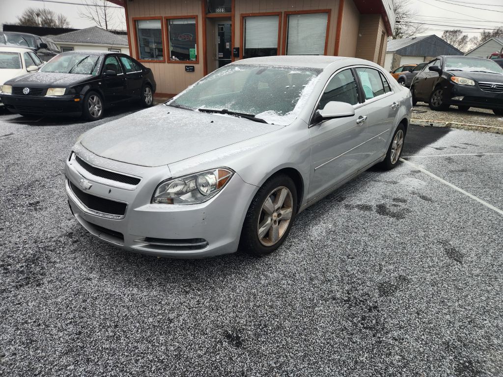 2012 Chevrolet Malibu Image 1