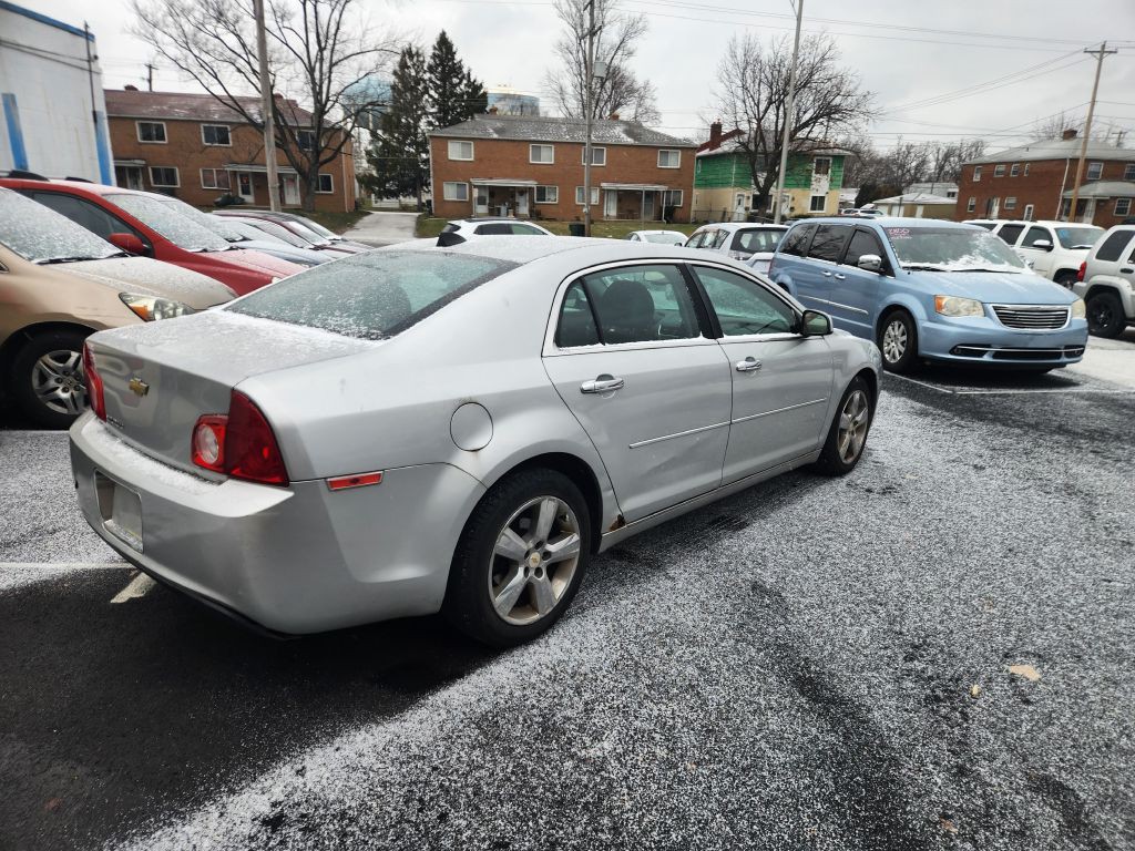 2012 Chevrolet Malibu Image 5