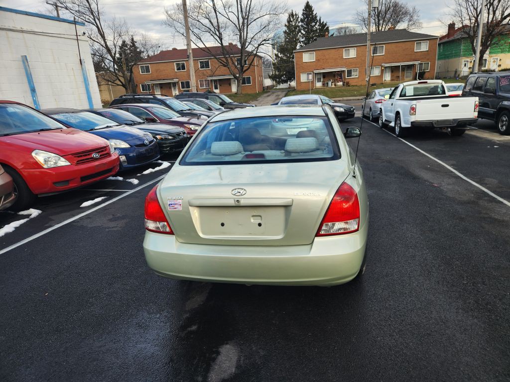 2003 Hyundai Elantra Image 6