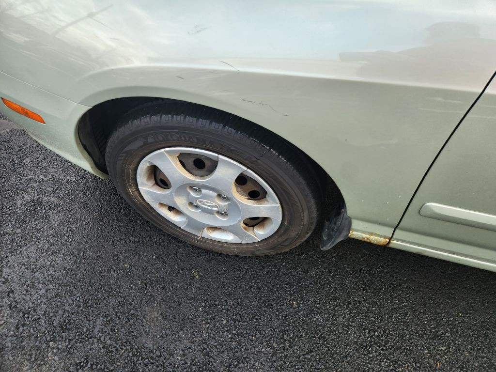 2003 Hyundai Elantra Image 10